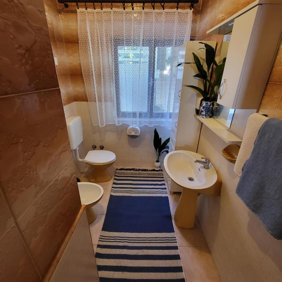 Studio Apartman Meljine Exterior photo